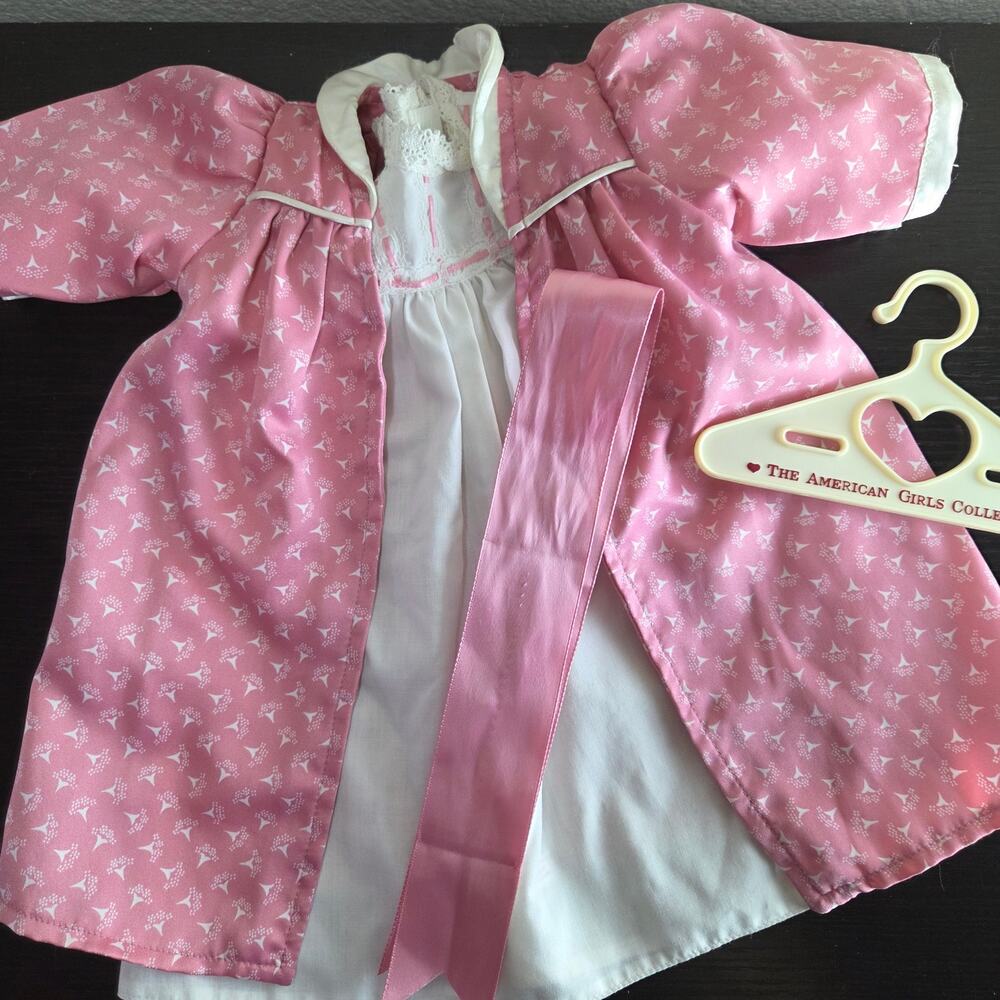 Vintage 1996 American Girl Pleasant Co Samantha's Robe & Nightgown